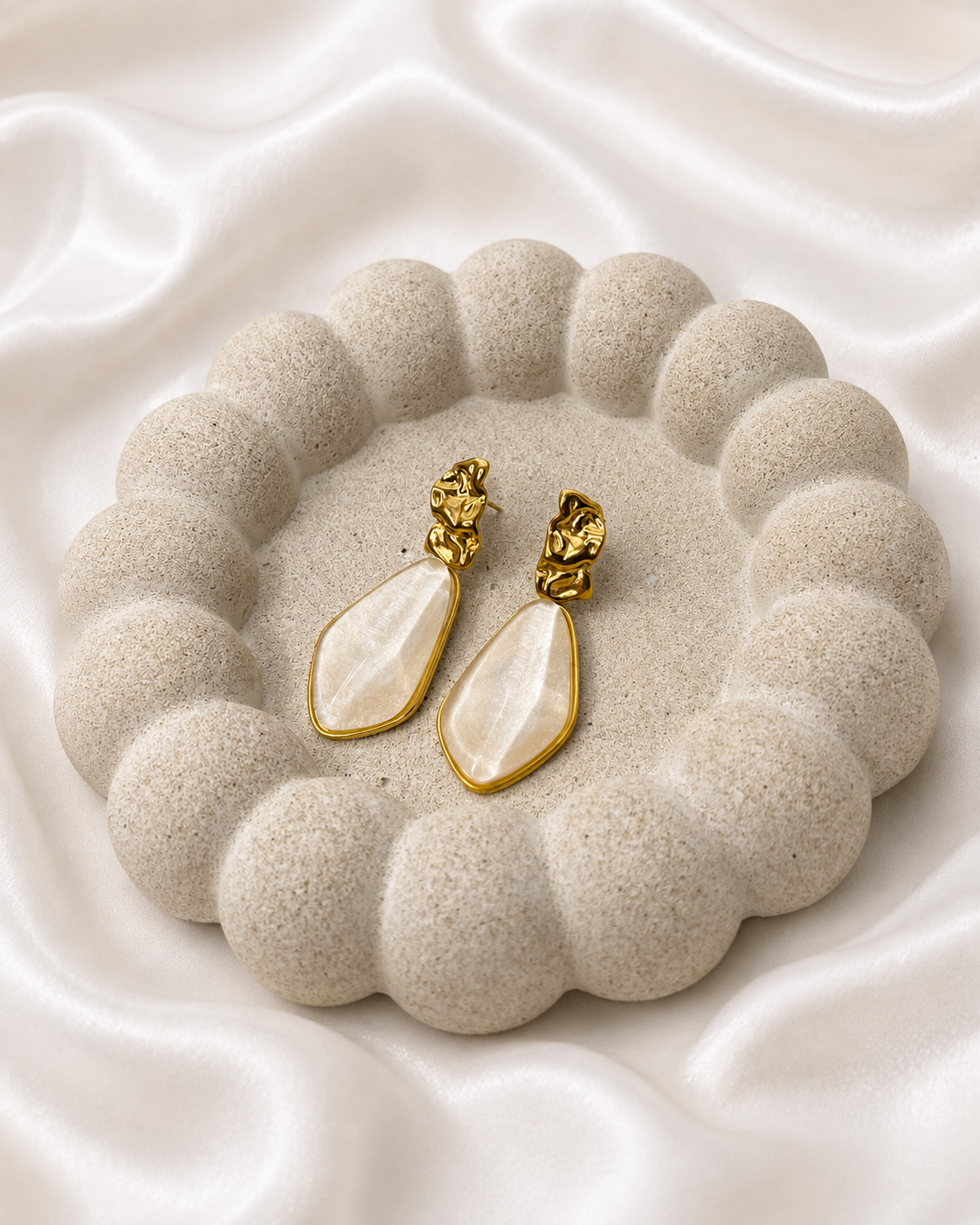 Nacre Earrings