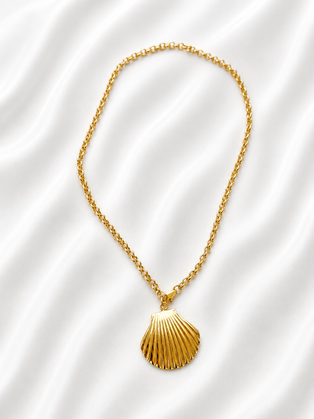 Maris Necklace