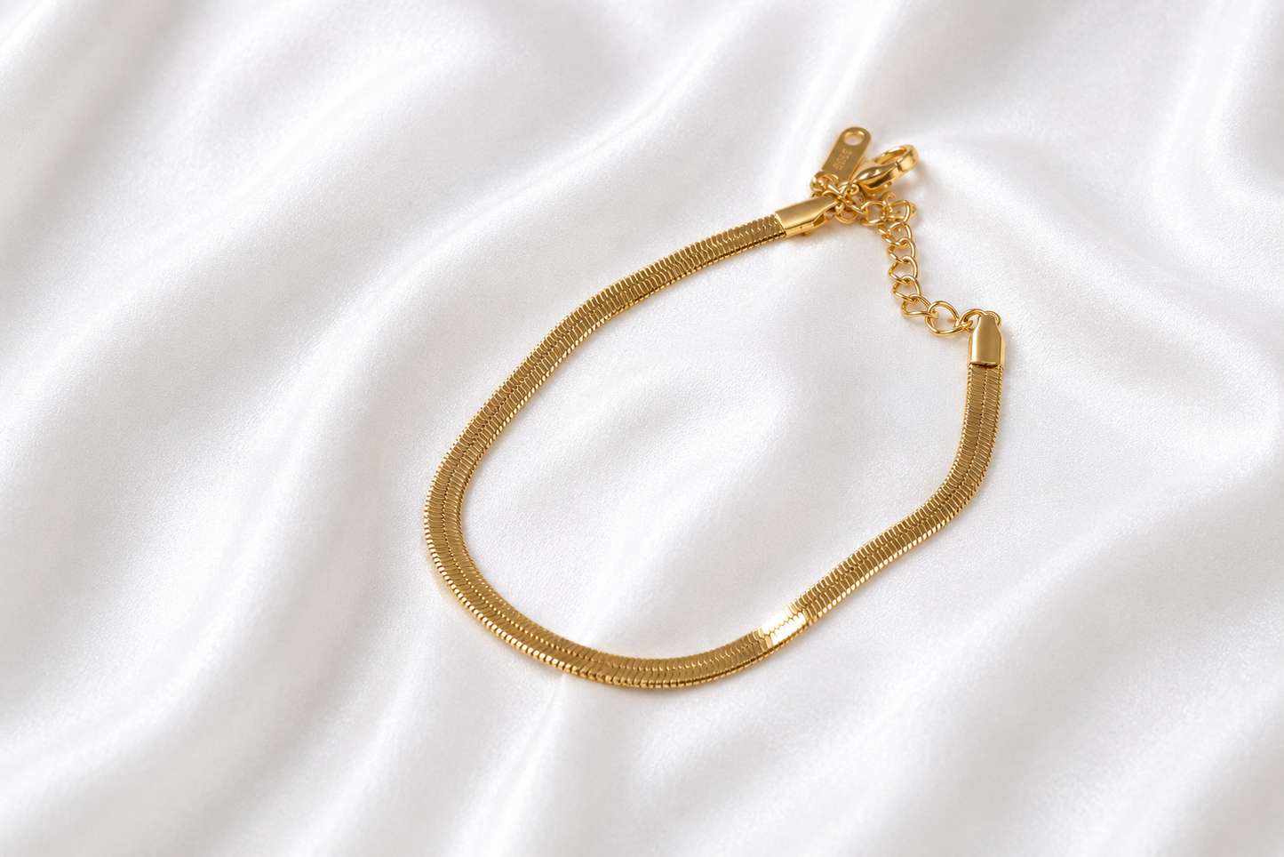 Aethra Bracelet