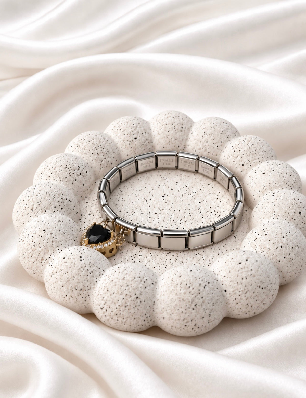 Noir Bracelet