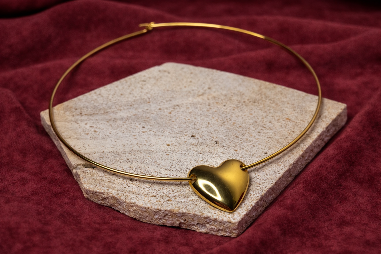 Amour Necklace