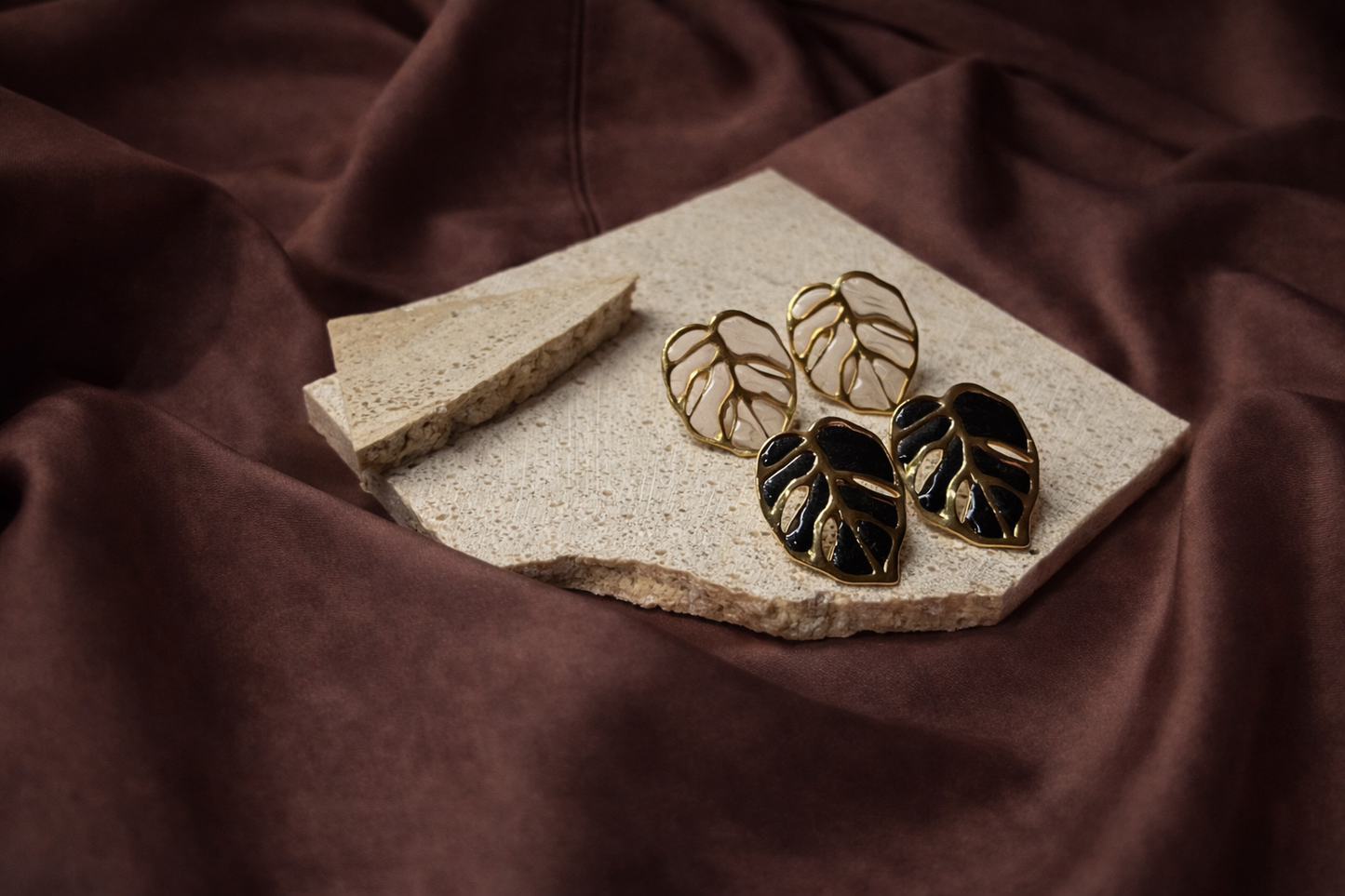Iris Beige Earrings