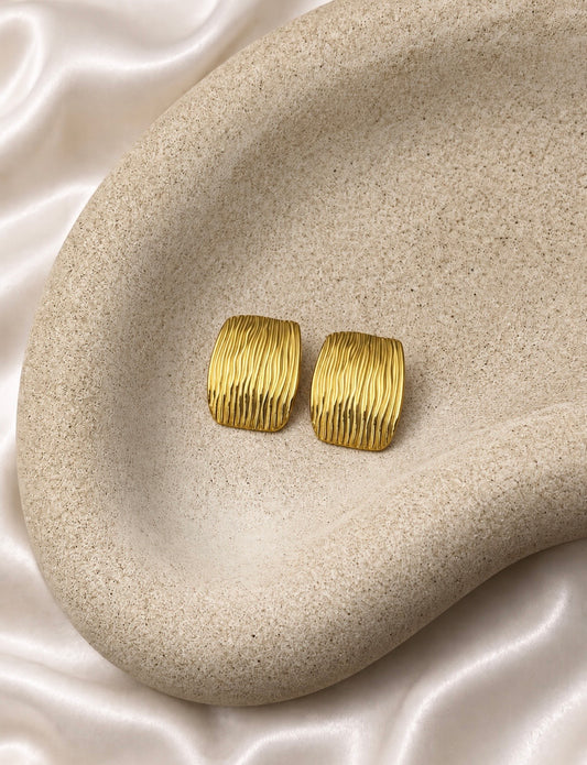 Lustre Earrings