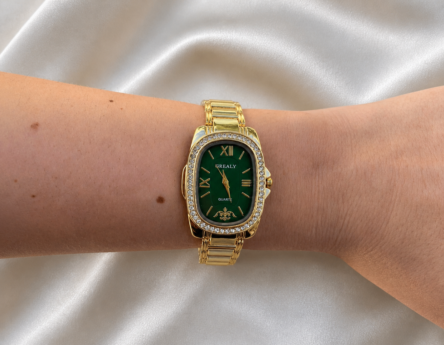 Avelia Watch