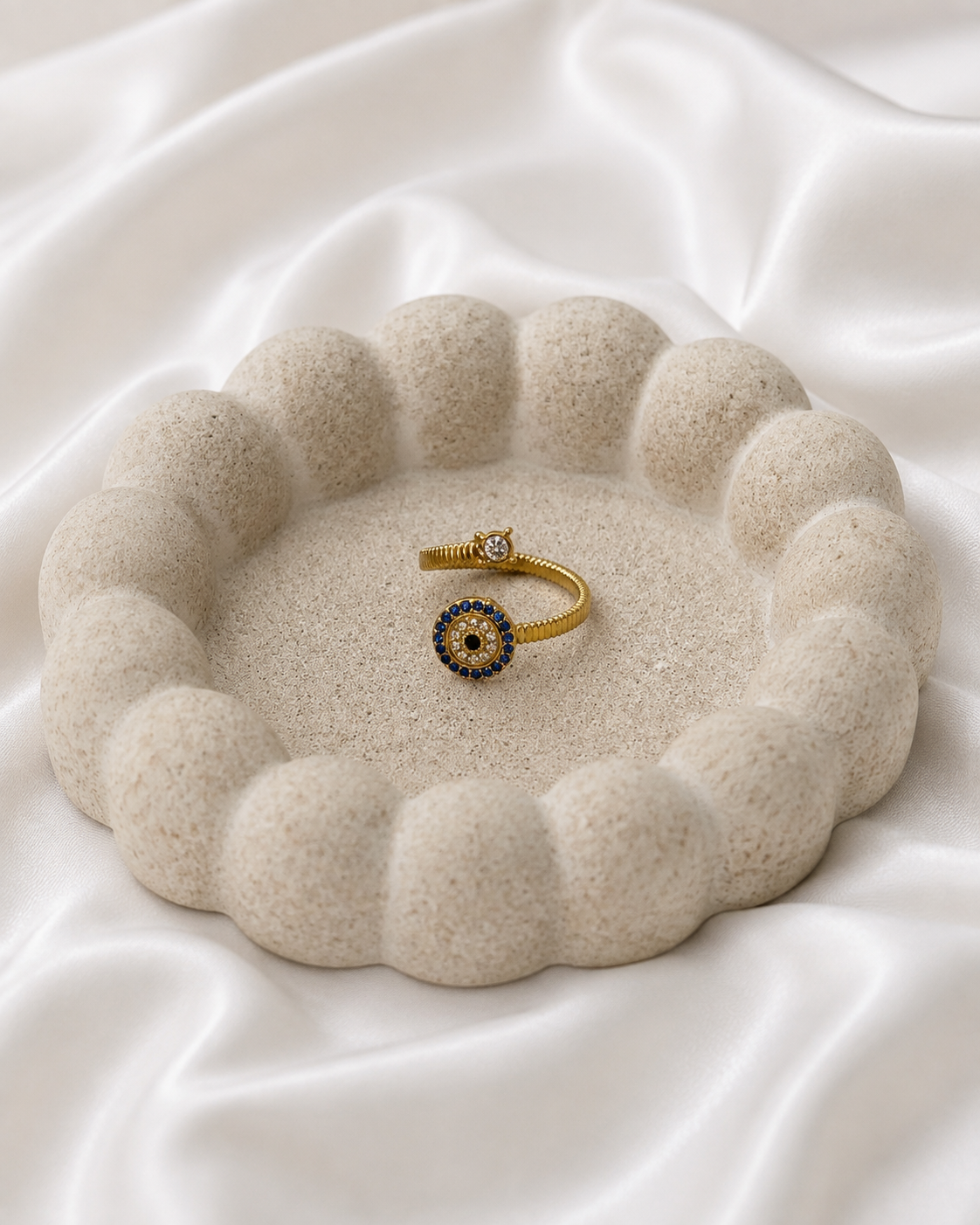 Amara Ring