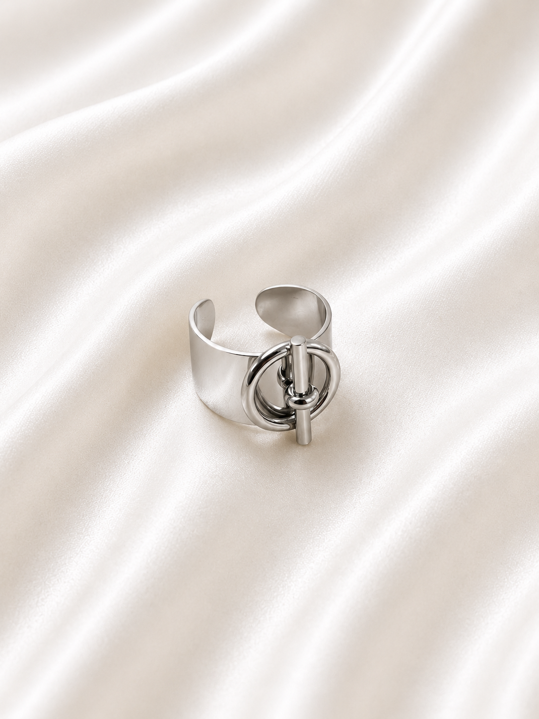Mone Ring