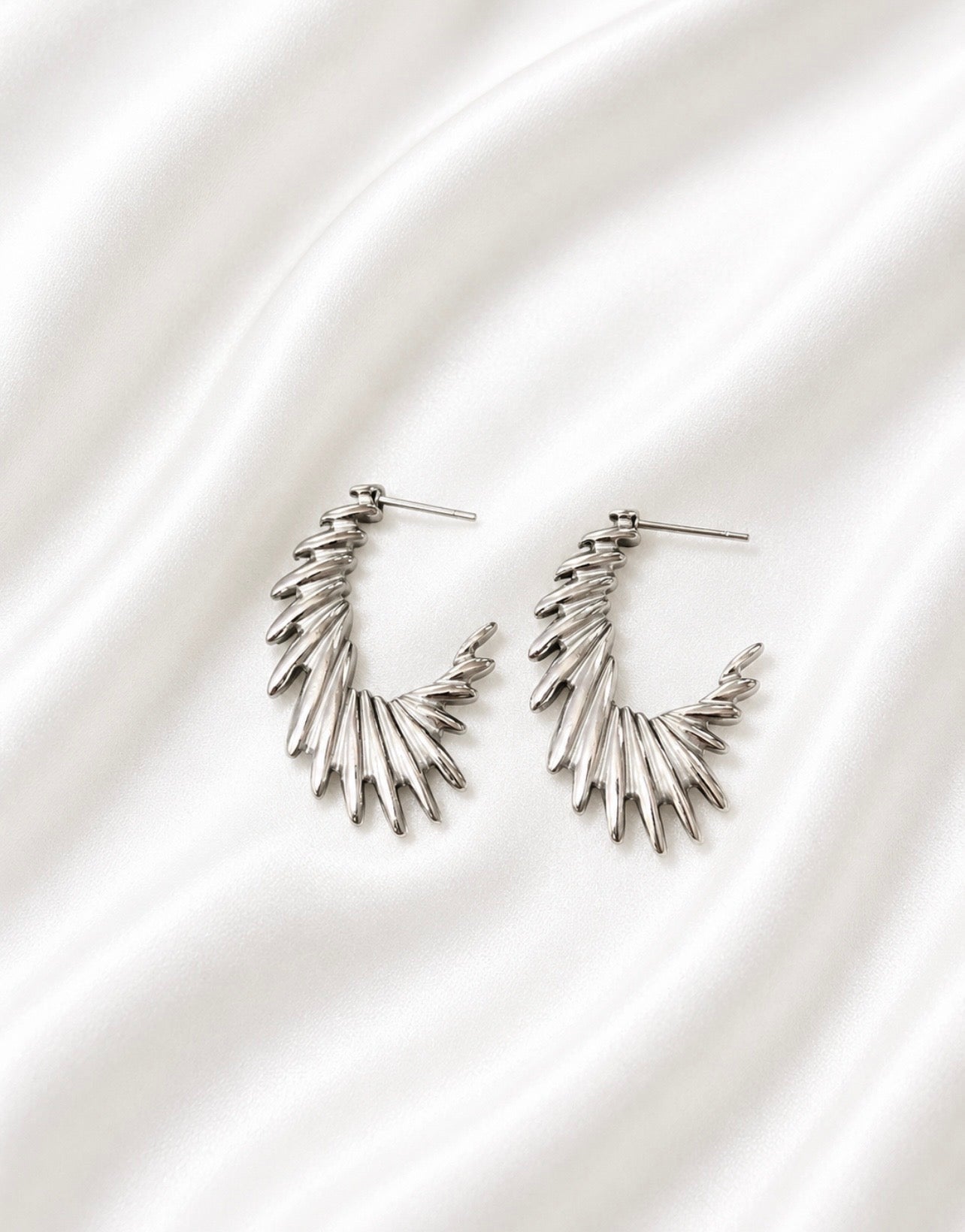 Zephyr Earrings