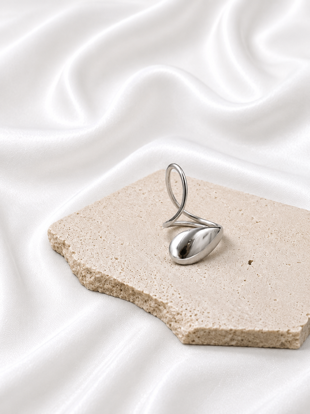 Iaso Silver Ring