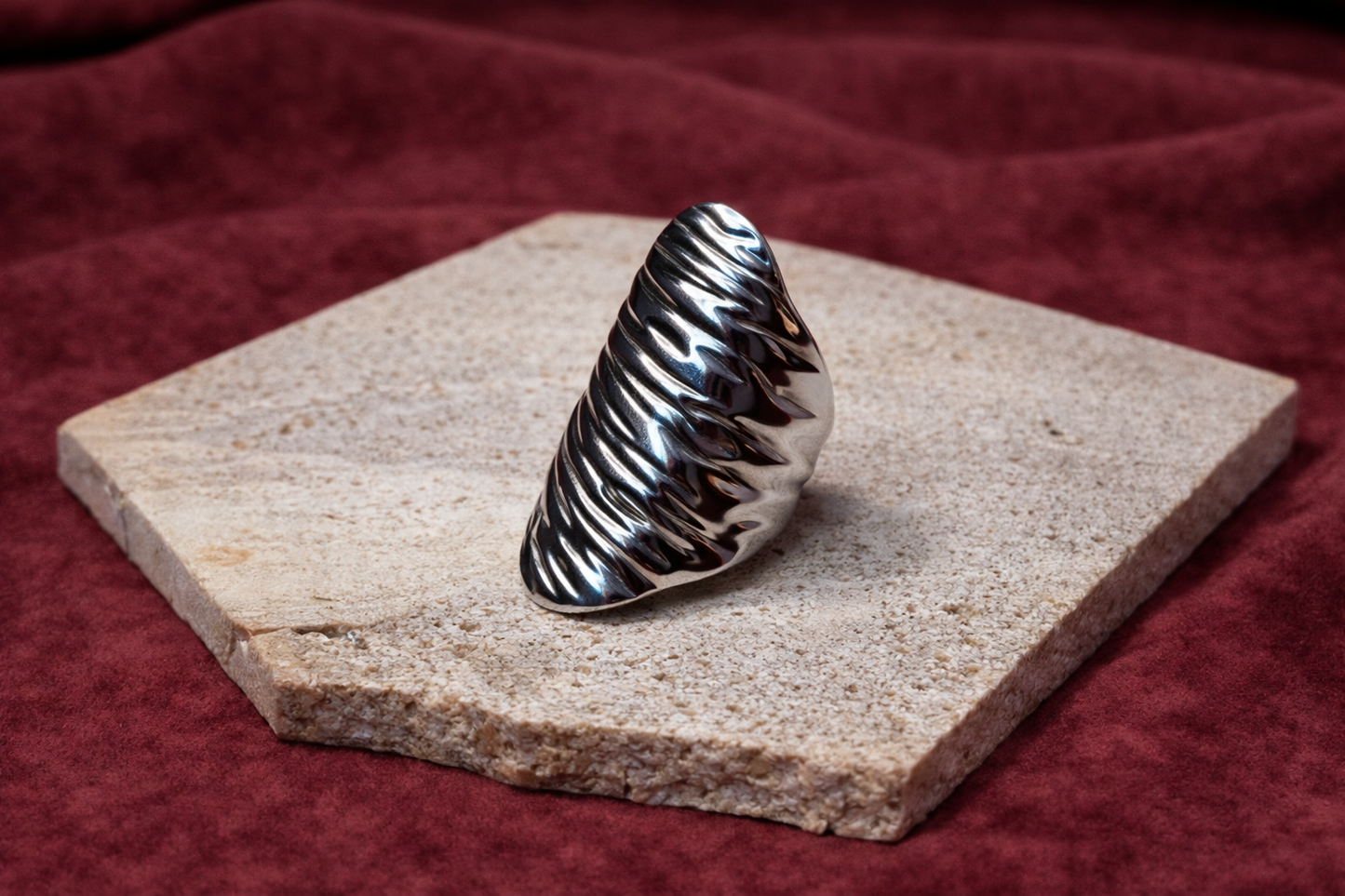 Allure Ring