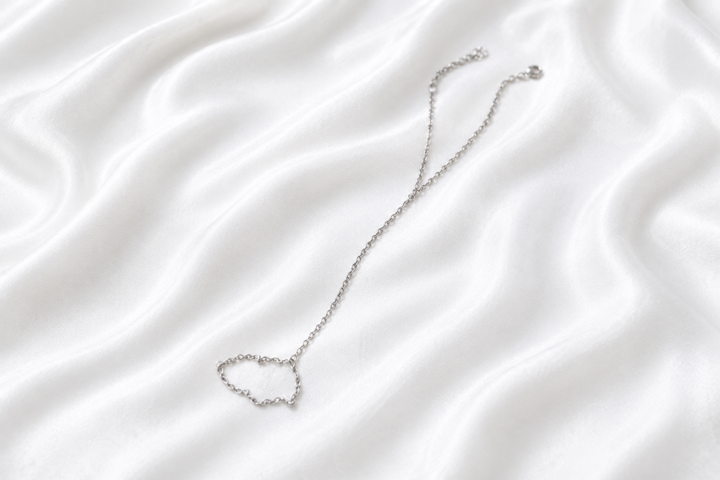 Heraion Hand Chain