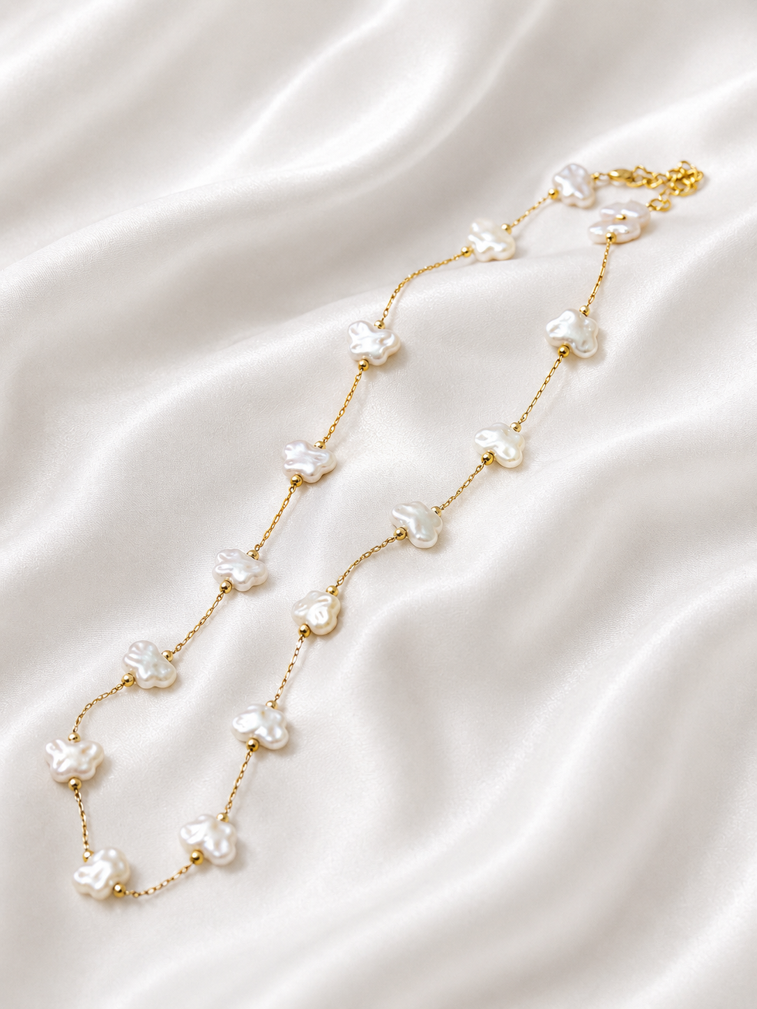 Thalassa Necklace