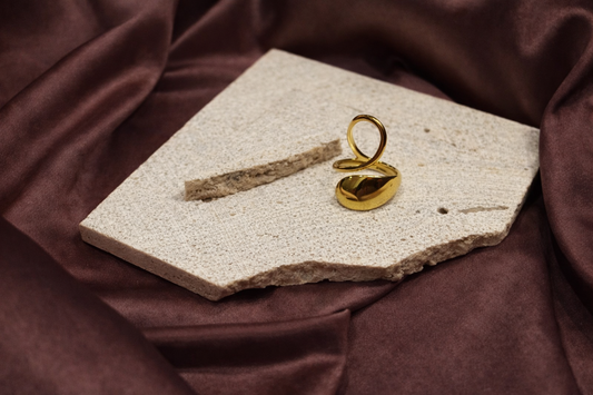 Iaso Gold Ring