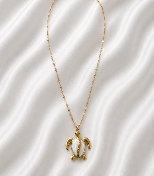 Tortuga Necklace