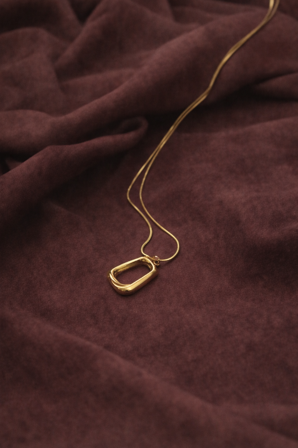 Dione Gold Necklace