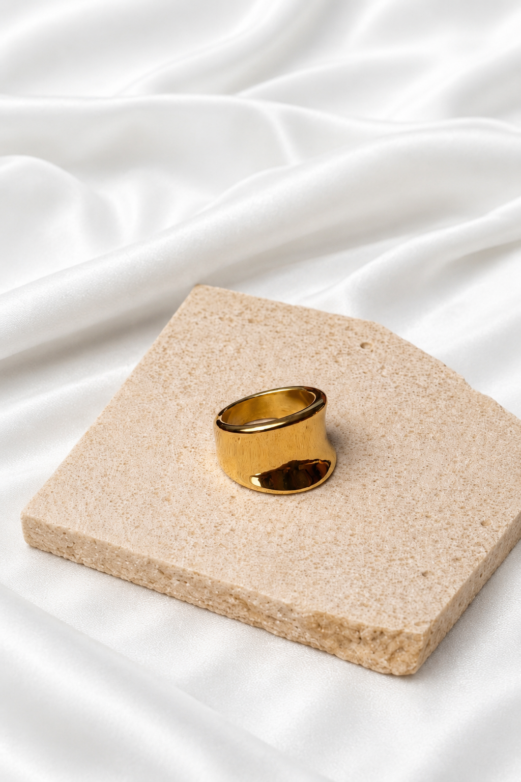 Solace Ring