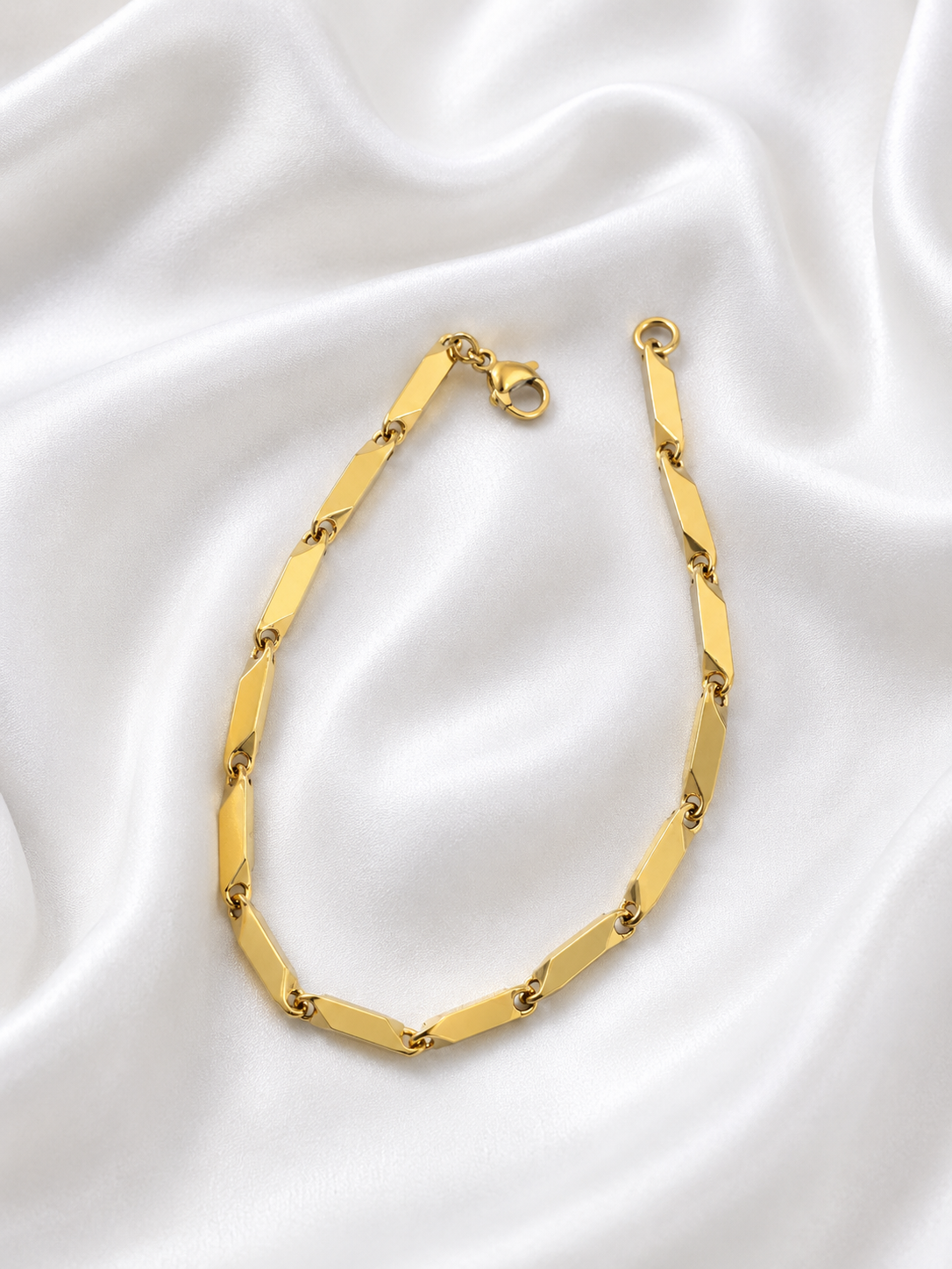 Facet Bracelet