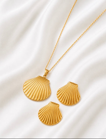 Aurea Shell Earrings