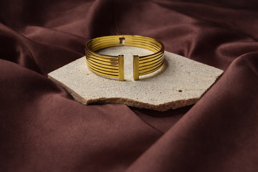 Selas Bracelet