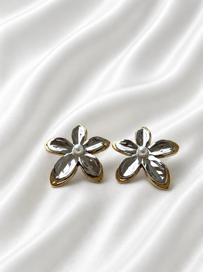 Naida Earrings