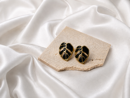 Iris Black Earrings