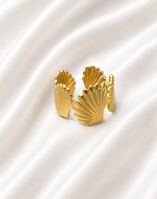 Shella Gold Ring