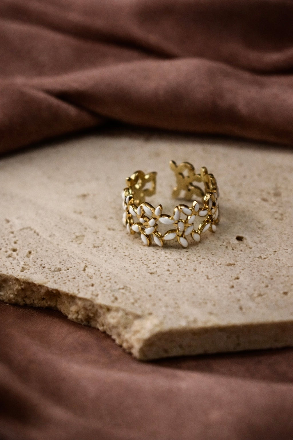 Psyche White Ring