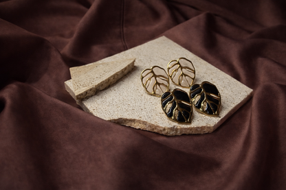 Iris Black Earrings