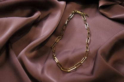 Clio Necklace
